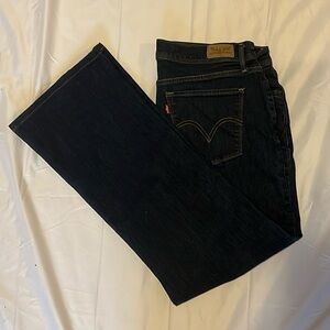 Levi's Women's 512 Perfectly Slimming Bootcut Dark 16S in color Indigo Rinse